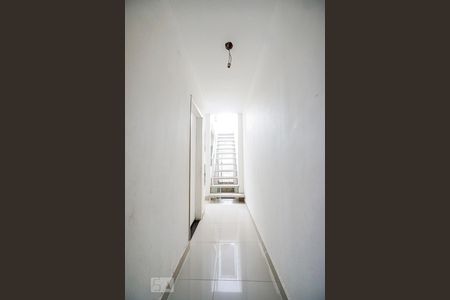 Casa à venda com 300m², 3 quartos e 2 vagasCorredor quartos