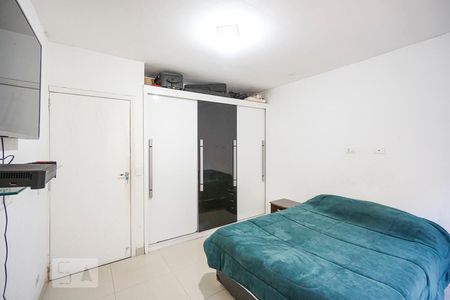 Casa à venda com 300m², 3 quartos e 2 vagasQuarto 01