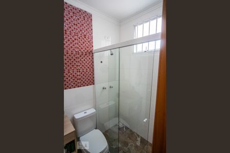 Casa à venda com 250m², 3 quartos e 4 vagas Casa à venda com 250m², 3 quartos e 4 vagasSuíte 2