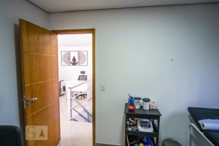 Casa à venda com 250m², 3 quartos e 4 vagas Casa à venda com 250m², 3 quartos e 4 vagasCasa 2
