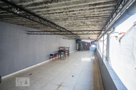 Casa à venda com 250m², 3 quartos e 4 vagas Casa à venda com 250m², 3 quartos e 4 vagasÀrea Superior