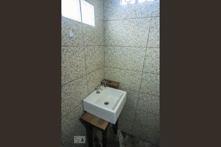 Casa à venda com 250m², 3 quartos e 4 vagas Casa à venda com 250m², 3 quartos e 4 vagasÀrea Superior