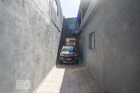 Casa à venda com 250m², 3 quartos e 4 vagas Casa à venda com 250m², 3 quartos e 4 vagasGaragem