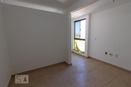 Quarto de apartamento para alugar com 1 quarto, 27m² em Riacho Fundo I, Brasília