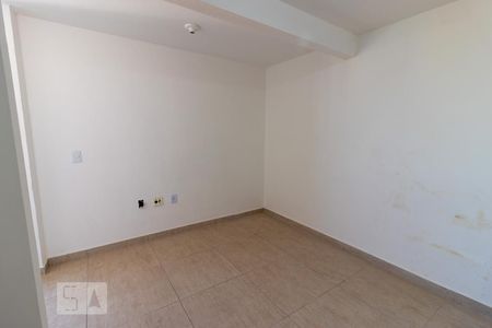 Quarto de apartamento para alugar com 1 quarto, 27m² em Riacho Fundo I, Brasília