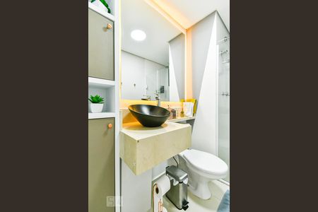 Studio à venda com 45m², 1 quarto e 1 vaga Studio à venda com 45m², 1 quarto e 1 vagaBanheiro