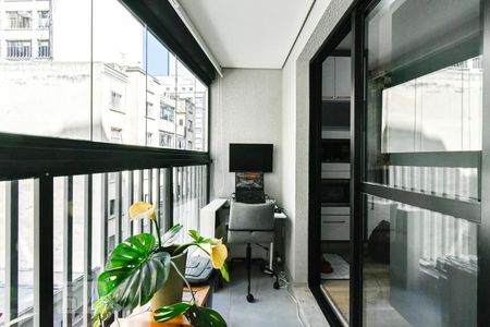 Sala - Varanda de kitnet/studio à venda com 1 quarto, 45m² em Santa Efigênia, São Paulo