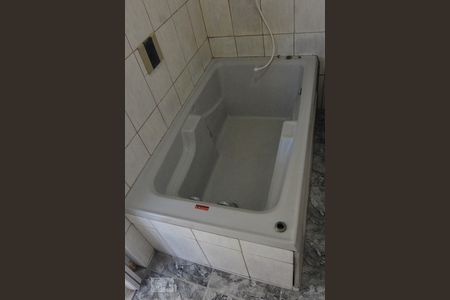 Apartamento para alugar com 52m², 2 quartos e sem vaga Apartamento para alugar com 52m², 2 quartos e sem vagaBanheiro