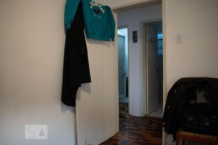 Quarto 1 de apartamento à venda com 3 quartos, 57m² em Santo Antônio, Porto Alegre
