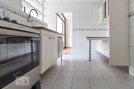 Apartamento para alugar com 96m², 3 quartos e 2 vagasCozinha