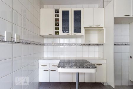 Apartamento para alugar com 96m², 3 quartos e 2 vagasCozinha