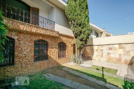 Casa para alugar com 268m², 3 quartos e 6 vagasEntrada