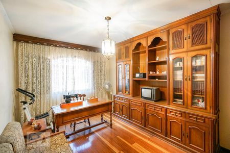 Casa para alugar com 268m², 3 quartos e 6 vagasQuarto 02