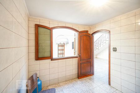 Casa para alugar com 268m², 3 quartos e 6 vagasQuarto de serviço