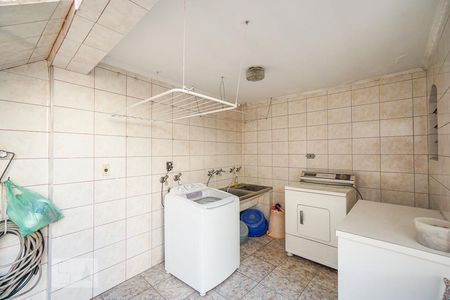 Casa para alugar com 268m², 3 quartos e 6 vagasÁrea de serviço