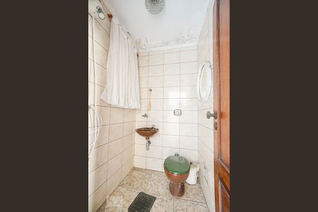 Casa para alugar com 268m², 3 quartos e 6 vagasBanheiro de serviço