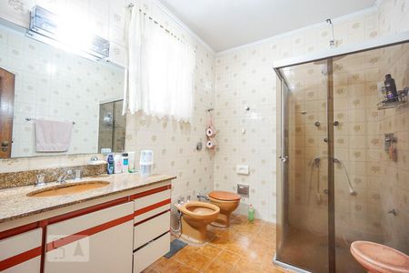 Casa para alugar com 268m², 3 quartos e 6 vagasBanheiro suíte 01