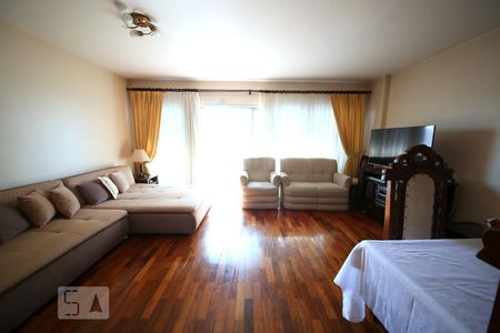 Apartamento à venda com 165m², 3 quartos e 1 vagaSala