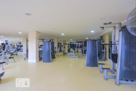 Apartamento à venda com 126m², 2 quartos e 2 vagas Apartamento à venda com 126m², 2 quartos e 2 vagasÁrea comum - Academia