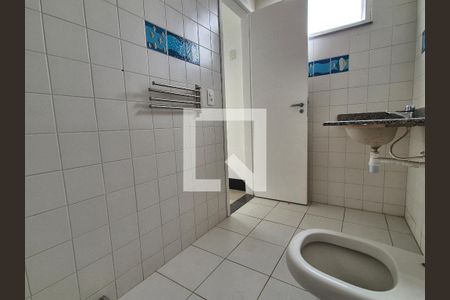 Apartamento à venda com 360m², 5 quartos e 2 vagas Apartamento à venda com 360m², 5 quartos e 2 vagasBanheiro da Suíte 2