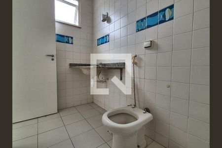 Apartamento à venda com 360m², 5 quartos e 2 vagas Apartamento à venda com 360m², 5 quartos e 2 vagasBanheiro da Suíte 2