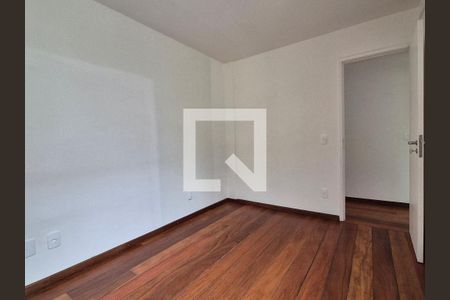 Apartamento à venda com 360m², 5 quartos e 2 vagas Apartamento à venda com 360m², 5 quartos e 2 vagasQuarto 1