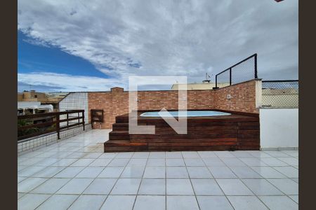 Apartamento à venda com 360m², 5 quartos e 2 vagas Apartamento à venda com 360m², 5 quartos e 2 vagasVaranda gourmet