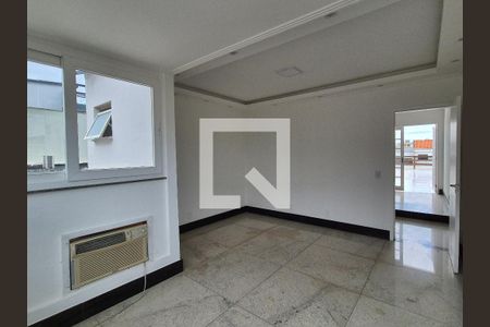 Apartamento à venda com 360m², 5 quartos e 2 vagas Apartamento à venda com 360m², 5 quartos e 2 vagasSuite 2