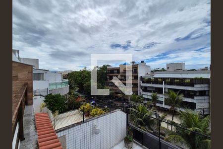 Apartamento à venda com 360m², 5 quartos e 2 vagas Apartamento à venda com 360m², 5 quartos e 2 vagasVaranda gourmet - vista