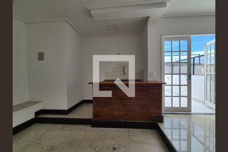 Apartamento à venda com 360m², 5 quartos e 2 vagas Apartamento à venda com 360m², 5 quartos e 2 vagasSala 2