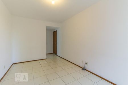 Sala de apartamento para alugar com 3 quartos, 70m² em Engenho de Dentro, Rio de Janeiro