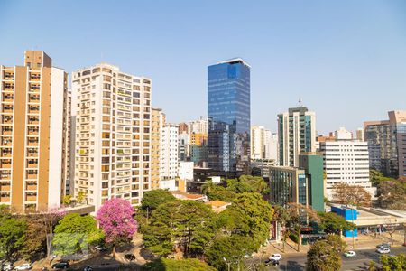 Vista da Sala de apartamento para alugar com 2 quartos, 100m² em Santa Efigênia, Belo Horizonte