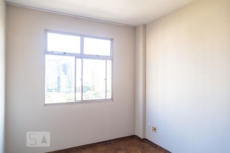 Quarto 1 de apartamento para alugar com 3 quartos, 100m² em Santa Efigênia, Belo Horizonte