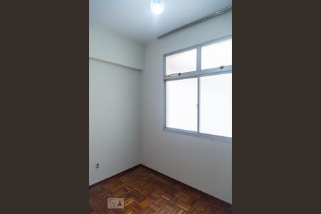 Apartamento para alugar com 100m², 3 quartos e 1 vaga Apartamento para alugar com 100m², 3 quartos e 1 vagaQuarto de Serviço/Reversível