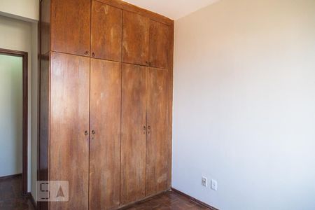 Apartamento para alugar com 100m², 3 quartos e 1 vaga Apartamento para alugar com 100m², 3 quartos e 1 vagaQuarto 2