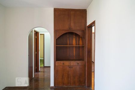 Armário da Sala de apartamento para alugar com 2 quartos, 100m² em Santa Efigênia, Belo Horizonte