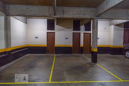 Apartamento para alugar com 100m², 3 quartos e 1 vaga Apartamento para alugar com 100m², 3 quartos e 1 vagaGaragem