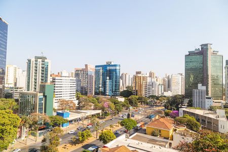 Vista da Sala de apartamento para alugar com 3 quartos, 100m² em Santa Efigênia, Belo Horizonte