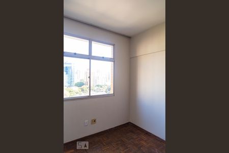 Apartamento para alugar com 100m², 3 quartos e 1 vaga Apartamento para alugar com 100m², 3 quartos e 1 vagaQuarto 2