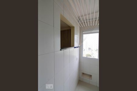 Apartamento para alugar com 71m², 2 quartos e 1 vagaÁrea de Serviço