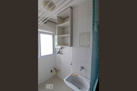 Apartamento para alugar com 71m², 2 quartos e 1 vagaÁrea de Serviço