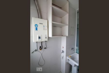 Apartamento para alugar com 71m², 2 quartos e 1 vagaÁrea de Serviço