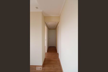 Apartamento para alugar com 71m², 2 quartos e 1 vagaCorredor