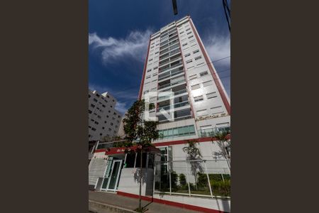 Apartamento à venda com 65m², 2 quartos e 1 vagaFachada