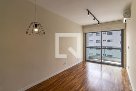Sala de apartamento à venda com 2 quartos, 65m² em Vila Olímpia, São Paulo
