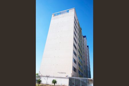 Apartamento à venda com 34m², 1 quarto e 1 vaga Apartamento à venda com 34m², 1 quarto e 1 vagaFachada do bloco