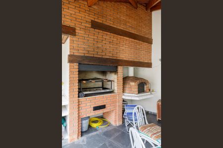 Casa à venda com 288m², 4 quartos e 6 vagasChurrasqueira