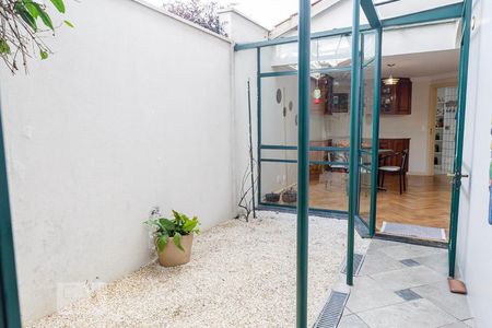 Casa à venda com 288m², 4 quartos e 6 vagasJardim de Inverno