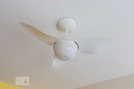 Casa à venda com 288m², 4 quartos e 6 vagasVentilador de Teto