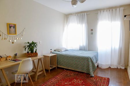 Casa à venda com 288m², 4 quartos e 6 vagasQuarto 1